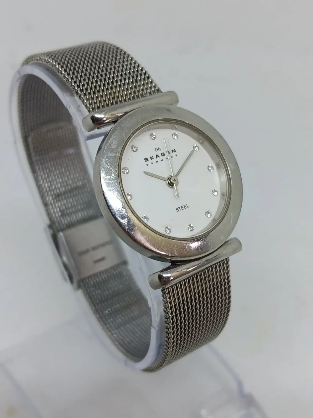 Skagen 107SSSD Women's 25mm Stainless Steel Mesh Band Slim Profile Quartz Watch